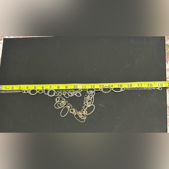 Elegant hammer silver and gold multi oval and circle loops 18”long necklace - Picture 3 of 6